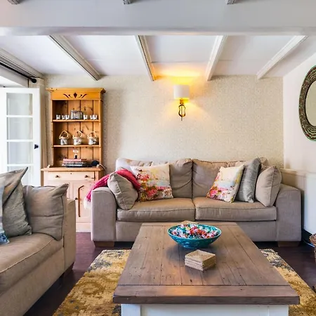 Luxury Fisherman's Historic Holiday home Port Isaac