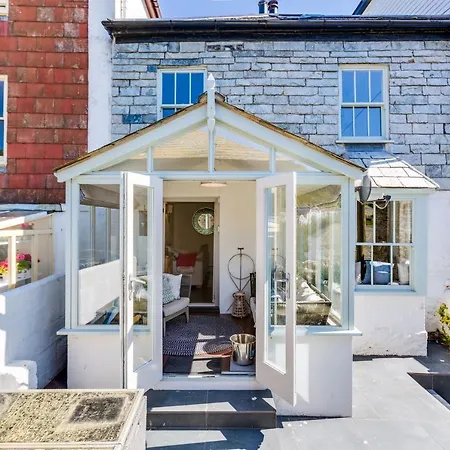 Luxury Fisherman's Historic Port Isaac
